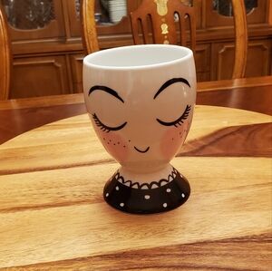 Target Threshold Porcelain Girl Face Plater. Pencil,Makeup Brush, Decor Cup